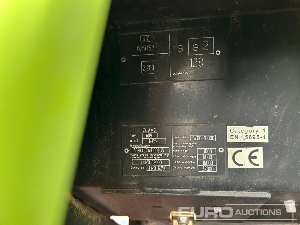 Farm tractor 2009 Claas Axion 810: picture 6