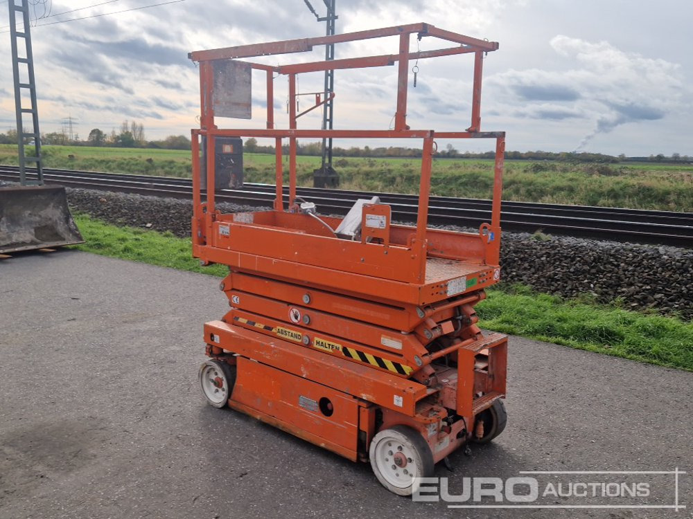 2012 SkyJack SJIII 3219 - Scissor lift: picture 3 2012 SkyJack SJIII 3219 - Scissor lift: picture 3