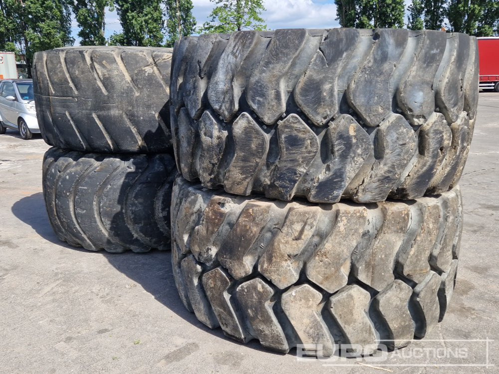 Bridgestone 35/65R33 - Tire: picture 4 Bridgestone 35/65R33 - Tire: picture 4