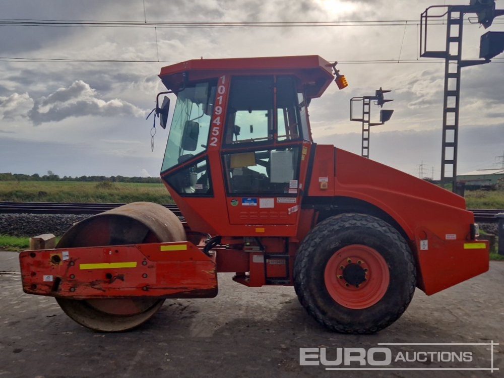 Dynapac CA152D - Roller: picture 2 Dynapac CA152D - Roller: picture 2