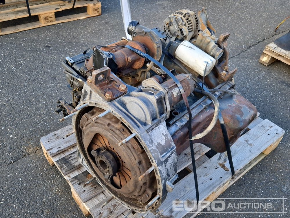 Iveco 4 Cylinder Turbo Diesel Engine - Engine: picture 1 Iveco 4 Cylinder Turbo Diesel Engine - Engine: picture 1