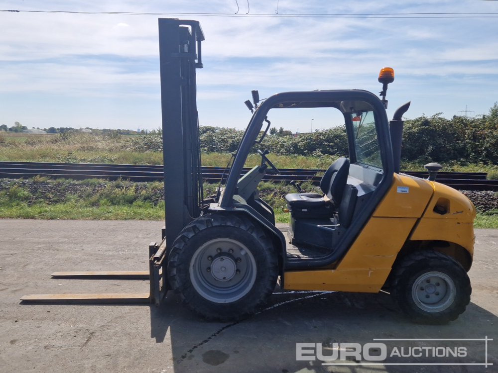 Manitou MH25-4T - Rough terrain forklift: picture 2 Manitou MH25-4T - Rough terrain forklift: picture 2