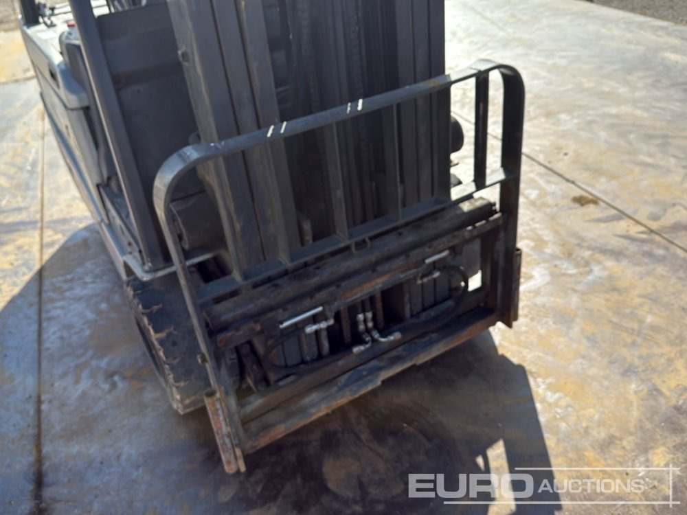 Electric forklift 2010 Nissan G1N1L20Q: picture 14