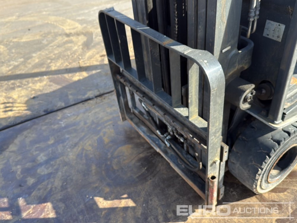Electric forklift 2010 Nissan G1N1L20Q: picture 12