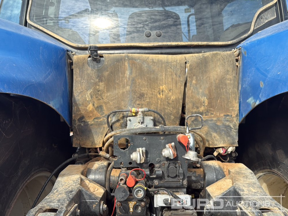 Farm tractor 2011 New Holland T8.360: picture 32