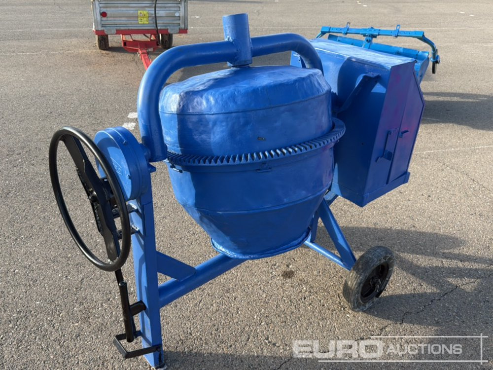 Iseki Concrete Mixer - Concrete mixer: picture 3 Iseki Concrete Mixer - Concrete mixer: picture 3