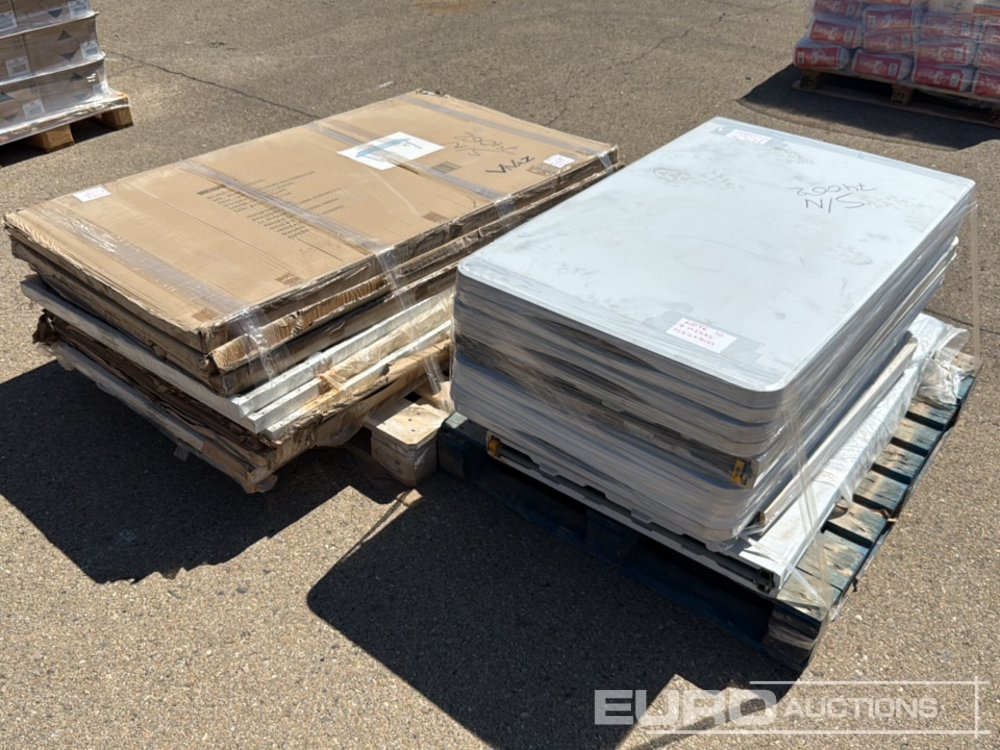 Pallet of Tables (14 of) - Tool/ Equipment: picture 4 Pallet of Tables (14 of) - Tool/ Equipment: picture 4