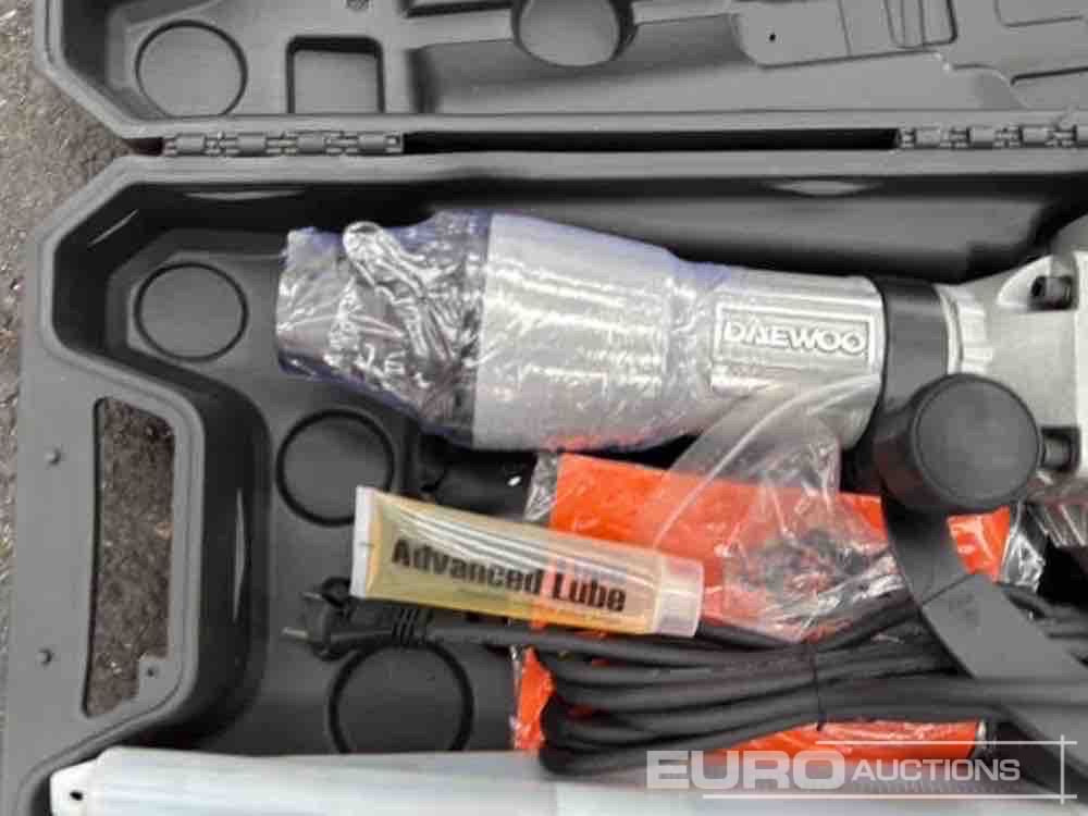 Unused Daewoo DADH30B - Workshop equipment: picture 5 Unused Daewoo DADH30B - Workshop equipment: picture 5