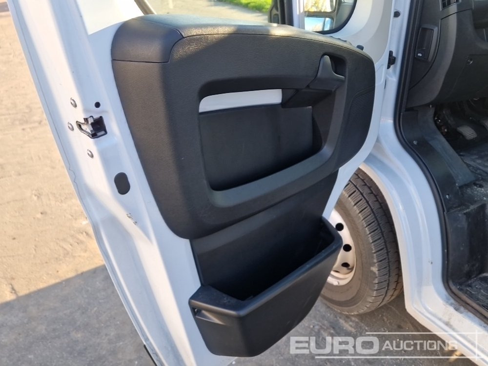 Van 2023 Opel Movano: picture 20