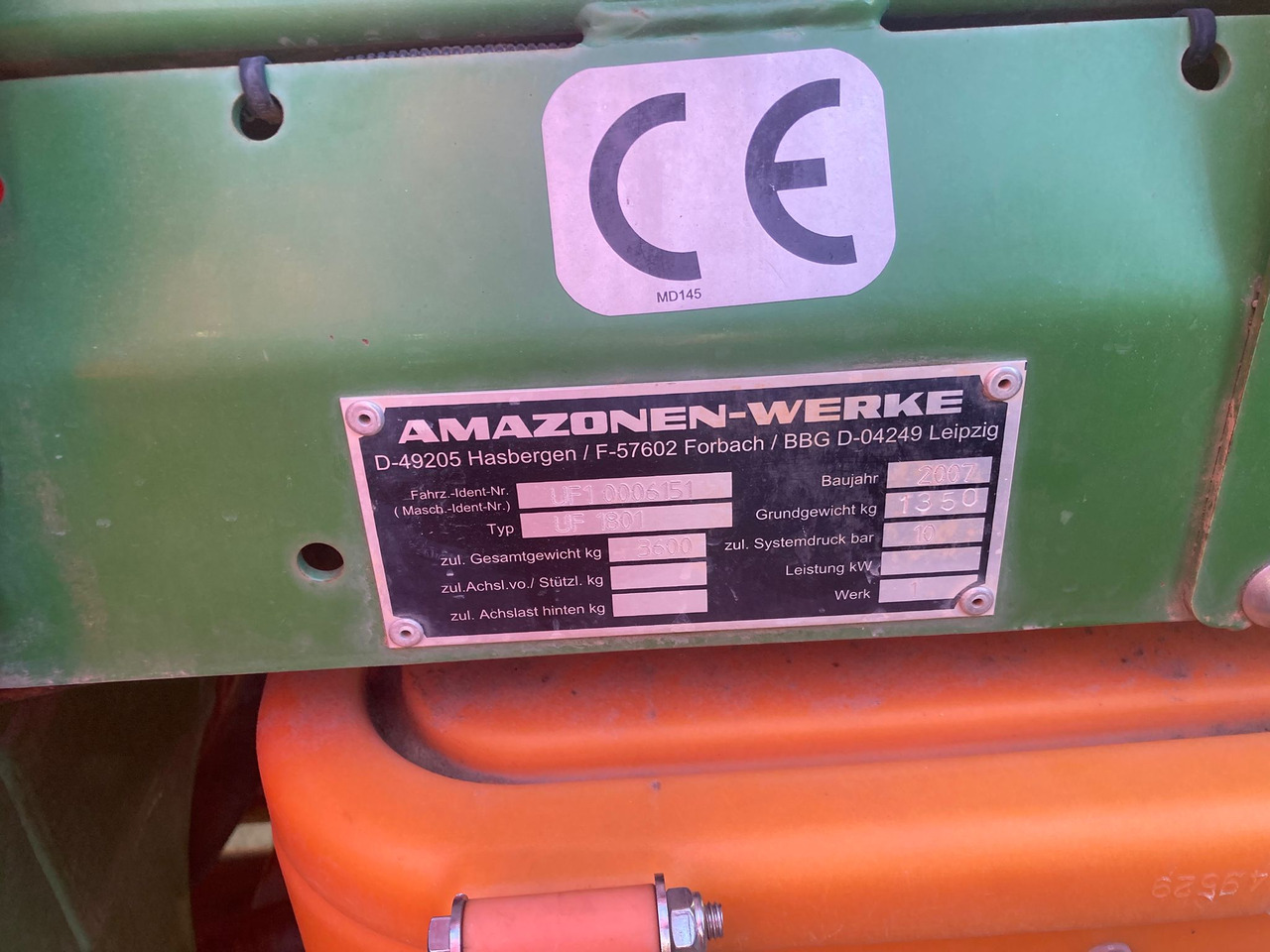 Amazone UF 1801 - Tractor mounted sprayer: picture 2 Amazone UF 1801 - Tractor mounted sprayer: picture 2