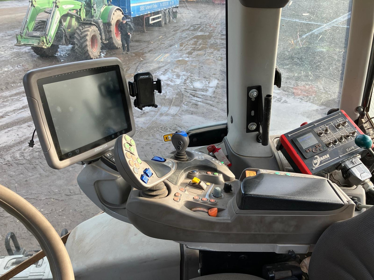 Deutz-Fahr 9340 TTV - Farm tractor: picture 1 Deutz-Fahr 9340 TTV - Farm tractor: picture 1