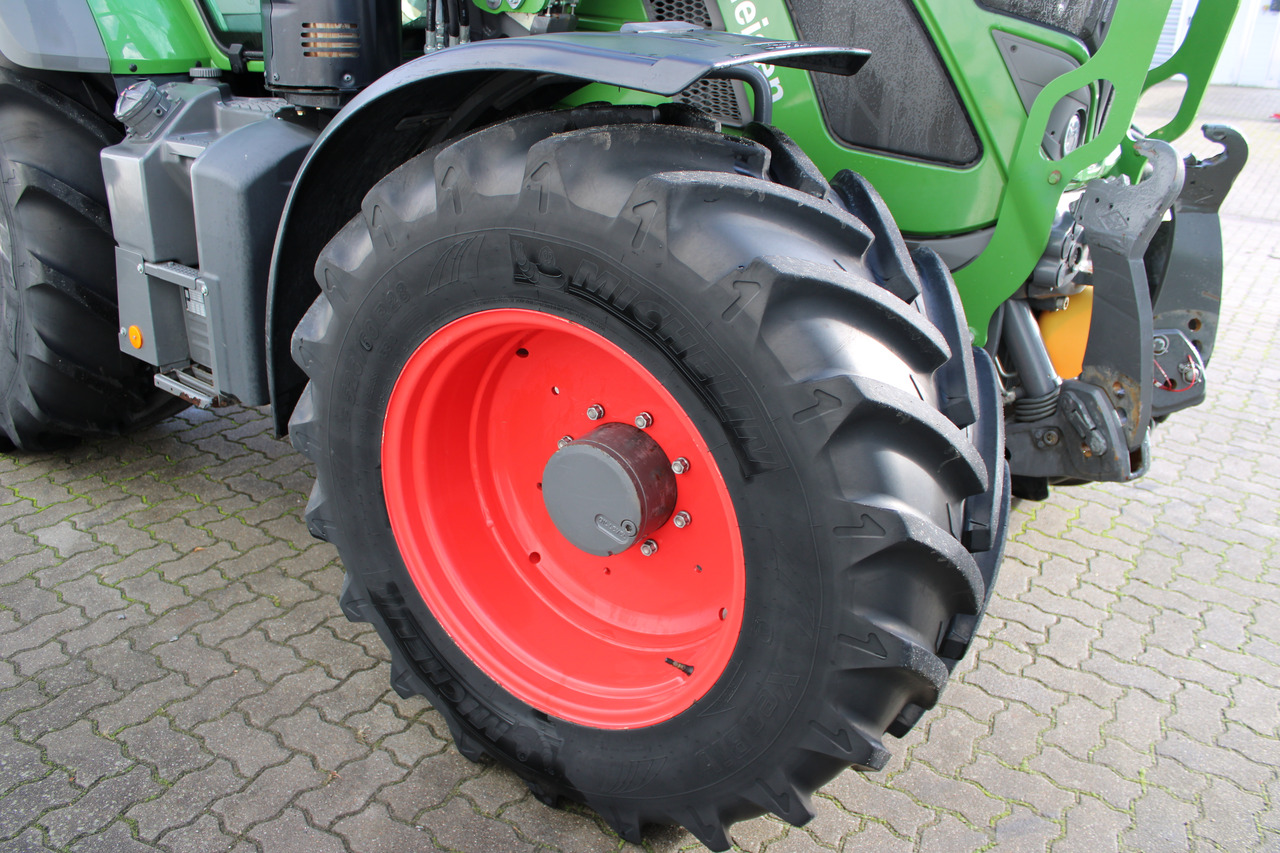 Farm tractor Fendt 516 Vario S4 PowerPlus: picture 12 Farm tractor Fendt 516 Vario S4 PowerPlus: picture 12