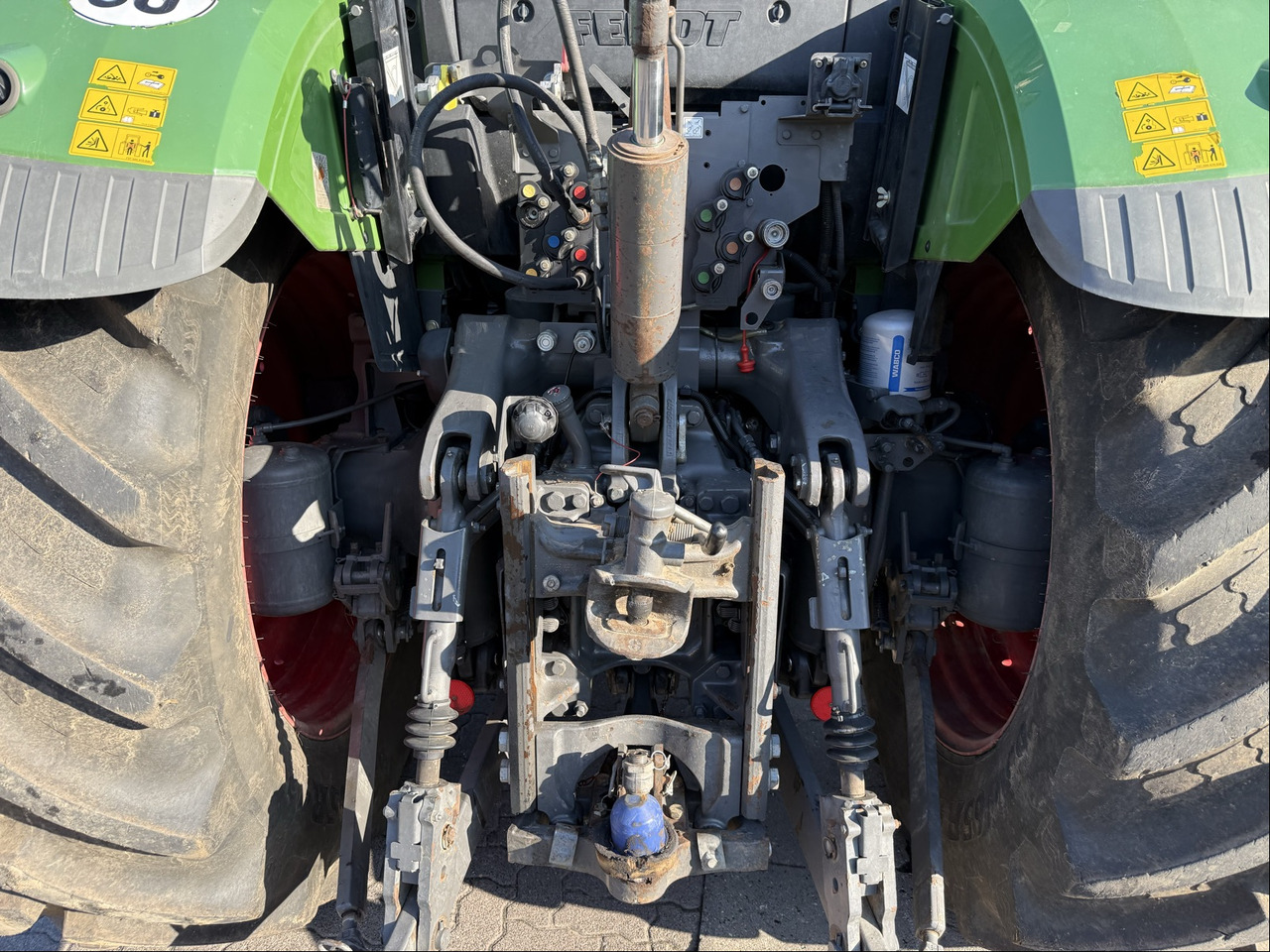 Farm tractor Fendt 724 Vario S4 ProfiPlus: picture 6