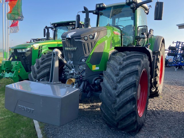 Fendt 942 Vario Gen7 Power Setting2 - Farm tractor: picture 1 Fendt 942 Vario Gen7 Power Setting2 - Farm tractor: picture 1