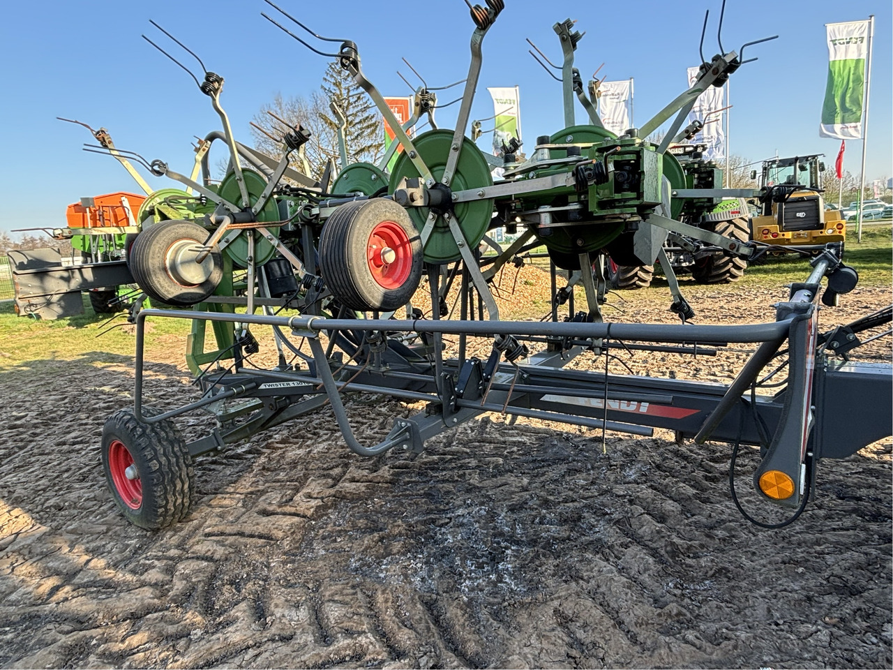 Fendt Twister 13010T - Tedder/ Rake: picture 4 Fendt Twister 13010T - Tedder/ Rake: picture 4