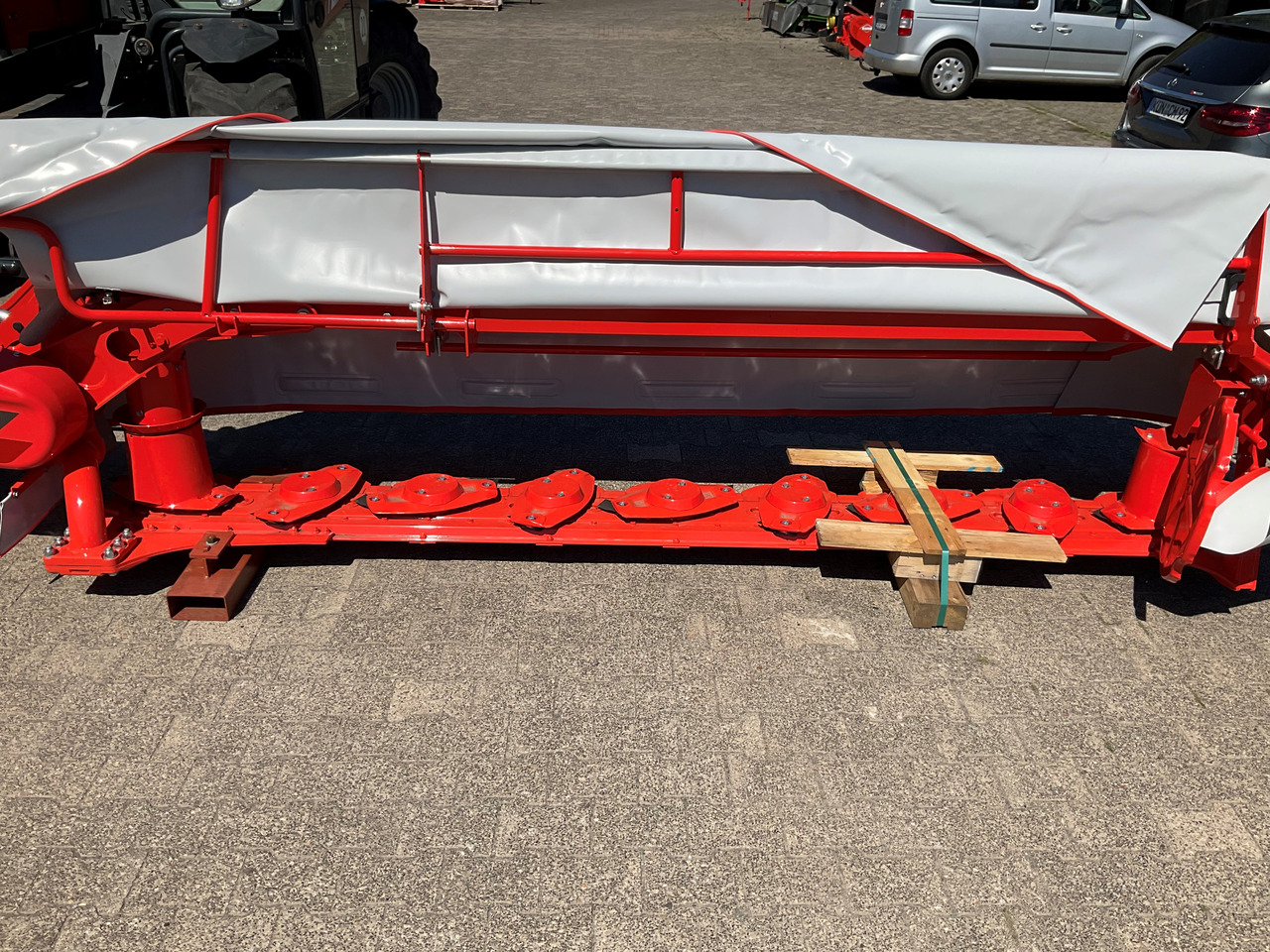 Kuhn GMD 355-FF Scheibenmähwerke - Mower: picture 4 Kuhn GMD 355-FF Scheibenmähwerke - Mower: picture 4