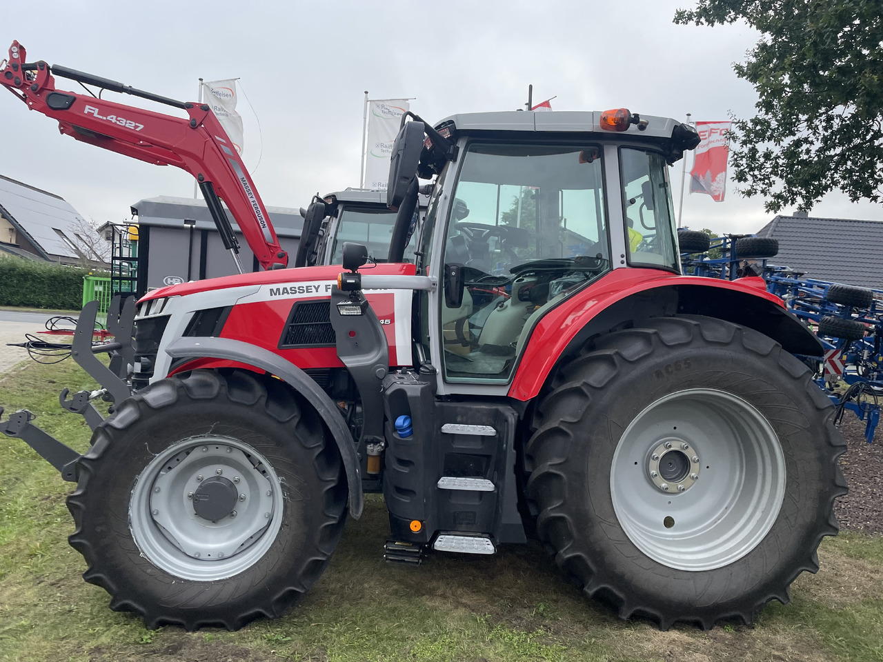 Massey Ferguson 6S.145 Dyna-VT EXCLUSIVE - Farm tractor: picture 1 Massey Ferguson 6S.145 Dyna-VT EXCLUSIVE - Farm tractor: picture 1
