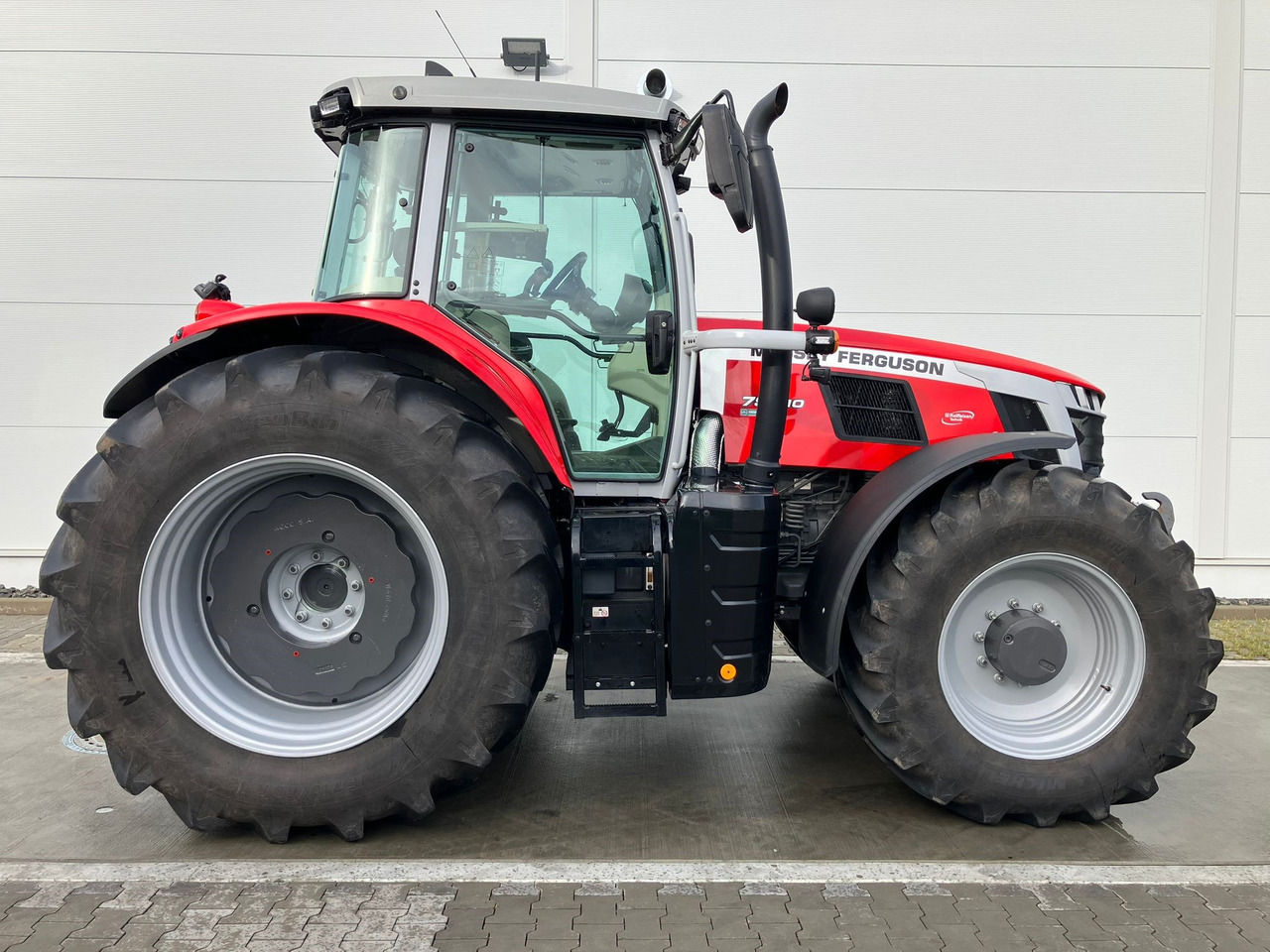 Massey Ferguson 7S.210 Dyna-VT EXCLUSIVE - Farm tractor: picture 4 Massey Ferguson 7S.210 Dyna-VT EXCLUSIVE - Farm tractor: picture 4