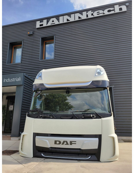 DAF XF 106 - XF106 - Cab and interior for Truck: picture 3 DAF XF 106 - XF106 - Cab and interior for Truck: picture 3