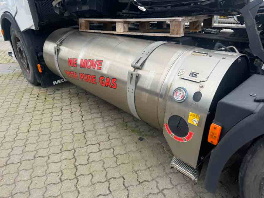 IVECO GAS / LNG SYSTEM TANK 5802695663 - Fuel processing/ Fuel delivery for Truck: picture 1 IVECO GAS / LNG SYSTEM TANK 5802695663 - Fuel processing/ Fuel delivery for Truck: picture 1