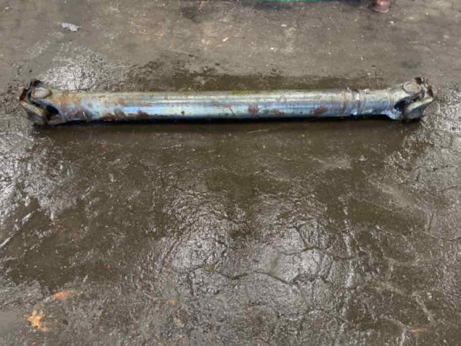 IVECO PROPSHAFT 41210210 - Propeller shaft for Truck: picture 1 IVECO PROPSHAFT 41210210 - Propeller shaft for Truck: picture 1