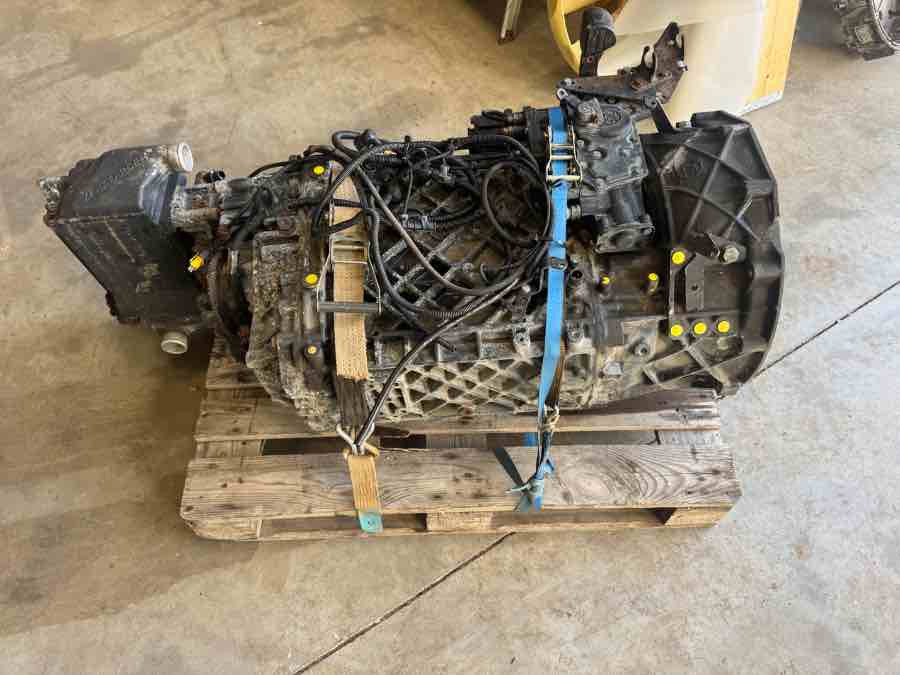 MAN GEARBOX 16S2221 TD RETRADER // 81.32004-6017 - Gearbox for Truck: picture 1 MAN GEARBOX 16S2221 TD RETRADER // 81.32004-6017 - Gearbox for Truck: picture 1