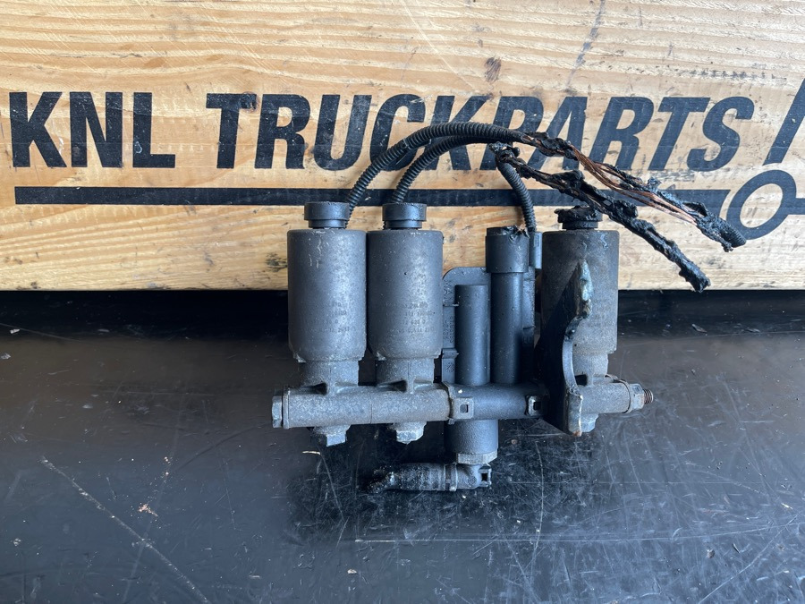 MAN SOLENOID VALVE 4720726280 - Brake valve for Truck: picture 2 MAN SOLENOID VALVE 4720726280 - Brake valve for Truck: picture 2