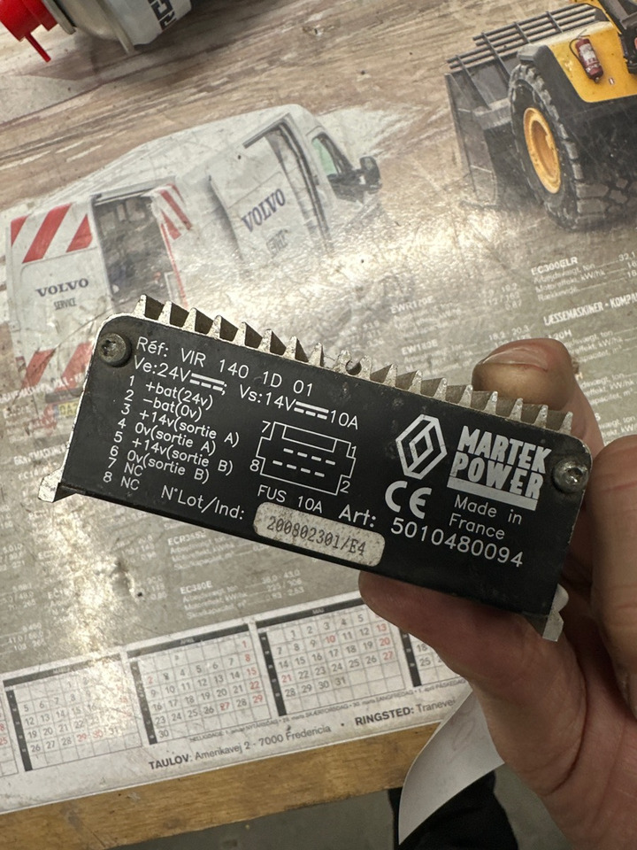 RENAULT 200802301 MARTEK POWER CONVERTER - Electrical system for Truck: picture 3 RENAULT 200802301 MARTEK POWER CONVERTER - Electrical system for Truck: picture 3