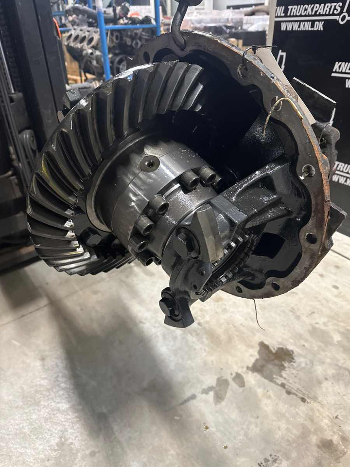SCANIA DIFF R660 3.42 // 1374301 - Differential gear for Truck: picture 2 SCANIA DIFF R660 3.42 // 1374301 - Differential gear for Truck: picture 2