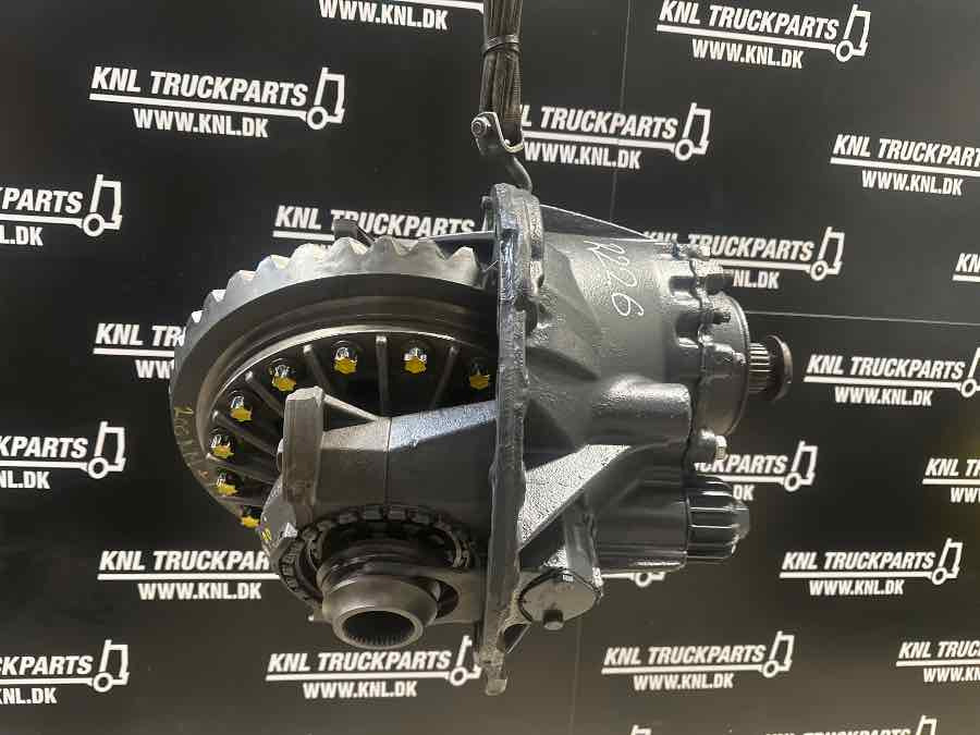 SCANIA DIFF R885 - 3.23 // 2300436 - Differential gear for Truck: picture 2 SCANIA DIFF R885 - 3.23 // 2300436 - Differential gear for Truck: picture 2