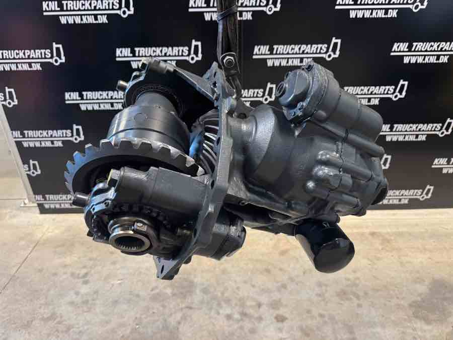 SCANIA DIFF RBP835 - 3.96 // 1531355 - Differential gear for Truck: picture 1 SCANIA DIFF RBP835 - 3.96 // 1531355 - Differential gear for Truck: picture 1