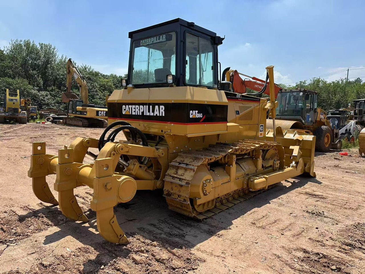 CAT D6G - Bulldozer: picture 3 CAT D6G - Bulldozer: picture 3