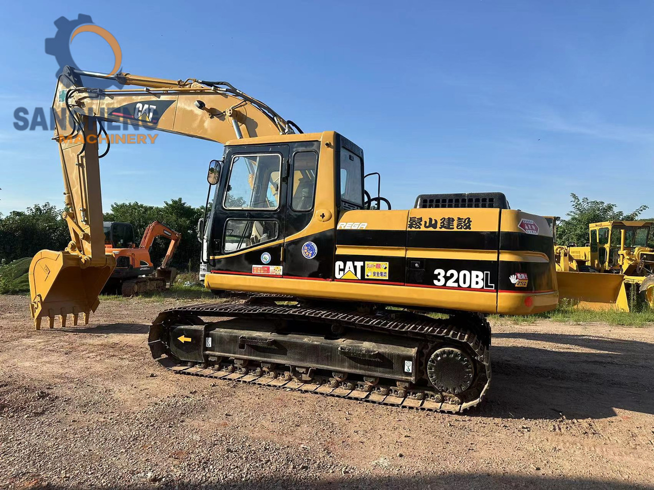 Lease a CATERPILLAR 320B CATERPILLAR 320B: picture 6