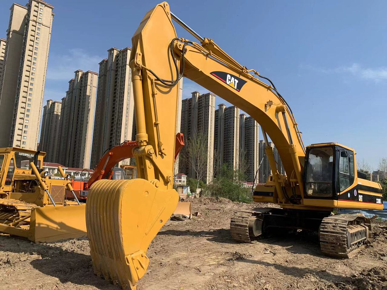 CATERPILLAR 330BL - Crawler excavator: picture 4 CATERPILLAR 330BL - Crawler excavator: picture 4