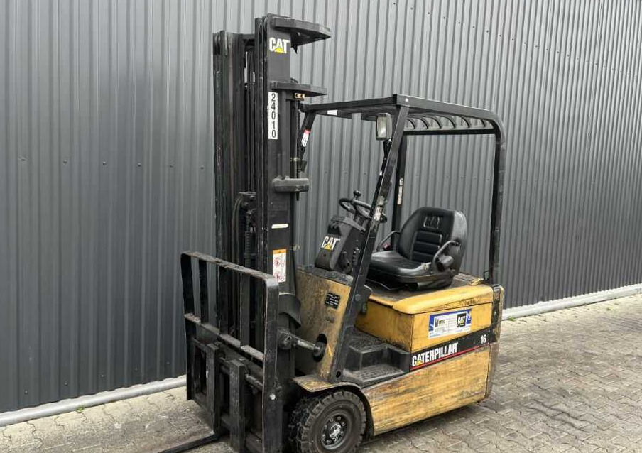 CAT Lift Trucks EP16KT - Electric forklift: picture 1 CAT Lift Trucks EP16KT - Electric forklift: picture 1