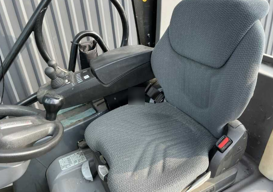 Electric forklift Jungheinrich EFG220: picture 8