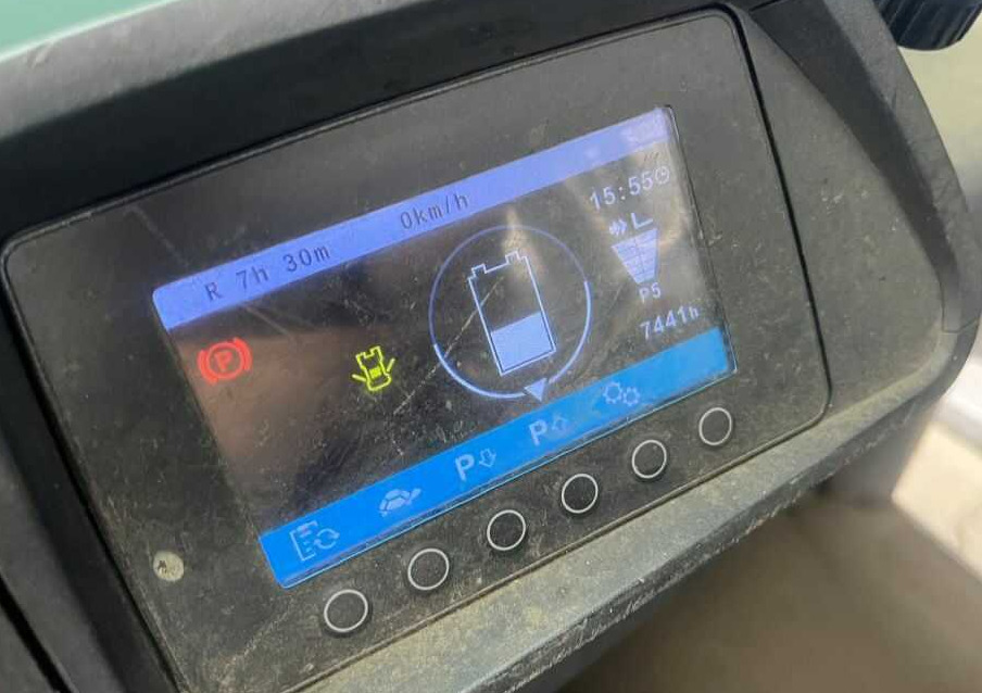 Jungheinrich EFG220 - Electric forklift: picture 5 Jungheinrich EFG220 - Electric forklift: picture 5