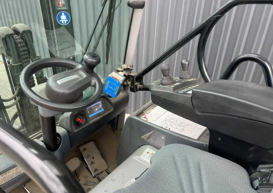 Jungheinrich EFG220 - Electric forklift: picture 4 Jungheinrich EFG220 - Electric forklift: picture 4