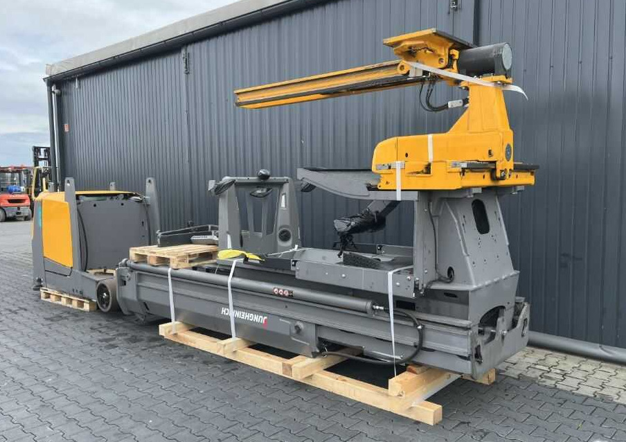 Jungheinrich EKX514 - Order picker: picture 3 Jungheinrich EKX514 - Order picker: picture 3