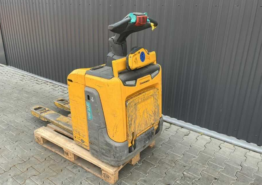 Jungheinrich ERE120 - Stacker: picture 3 Jungheinrich ERE120 - Stacker: picture 3
