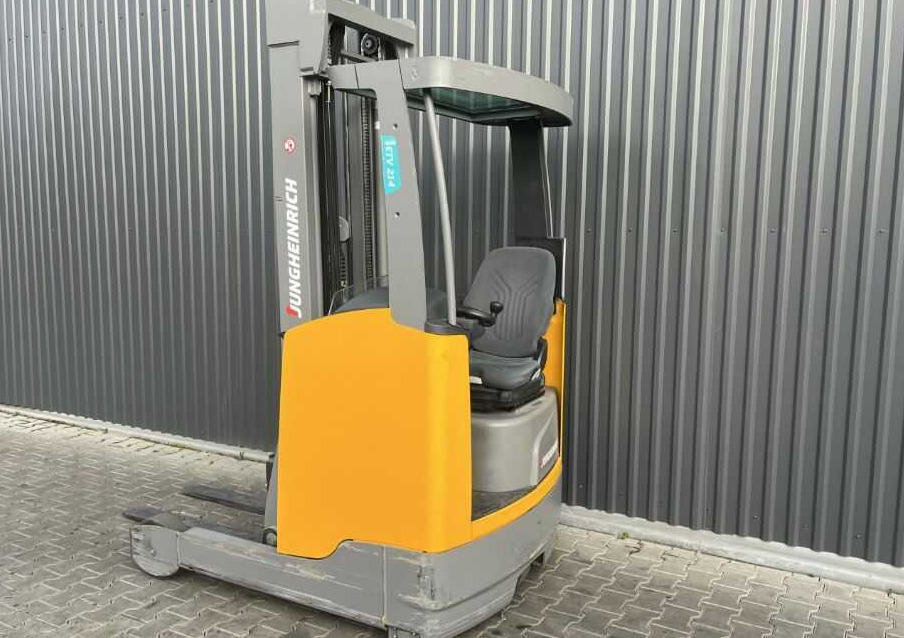 Jungheinrich ETV214 - Reach truck: picture 3 Jungheinrich ETV214 - Reach truck: picture 3