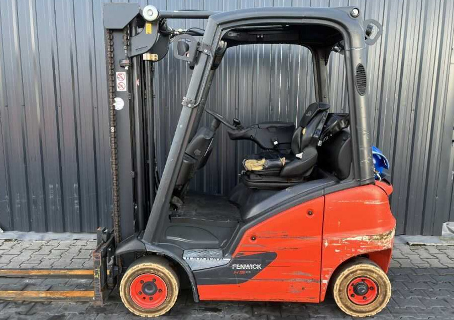 Linde H16T-01 - LPG forklift: picture 2 Linde H16T-01 - LPG forklift: picture 2