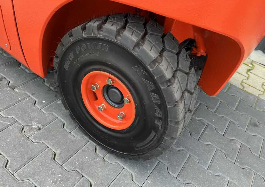 Linde H25T-02 - LPG forklift: picture 2 Linde H25T-02 - LPG forklift: picture 2
