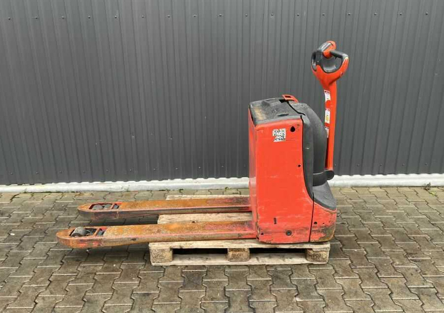 Linde T18 - Pallet truck: picture 2 Linde T18 - Pallet truck: picture 2