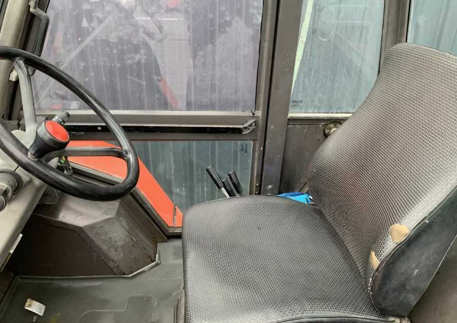 Manitou M30-4 - Diesel forklift: picture 3 Manitou M30-4 - Diesel forklift: picture 3
