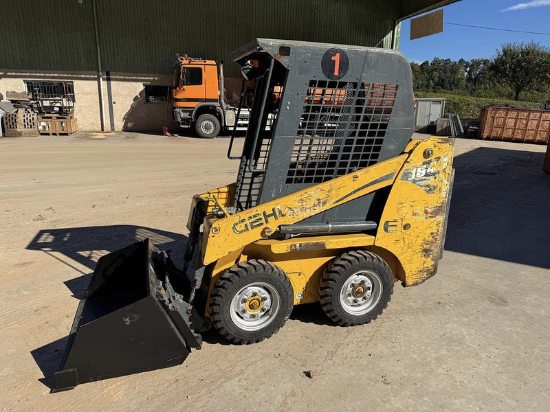 Gehl 1640 - Forestry equipment: picture 1 Gehl 1640 - Forestry equipment: picture 1