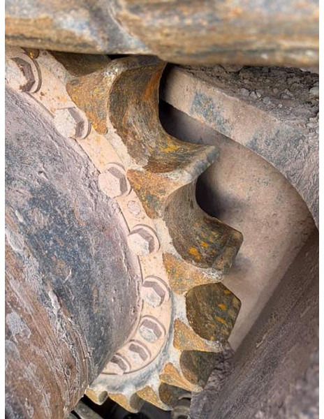 Hitachi ZX650LCH - Crawler excavator: picture 4 Hitachi ZX650LCH - Crawler excavator: picture 4