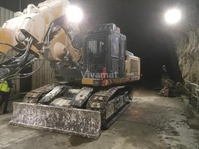Liebherr R 944 C - Crawler excavator: picture 1 Liebherr R 944 C - Crawler excavator: picture 1