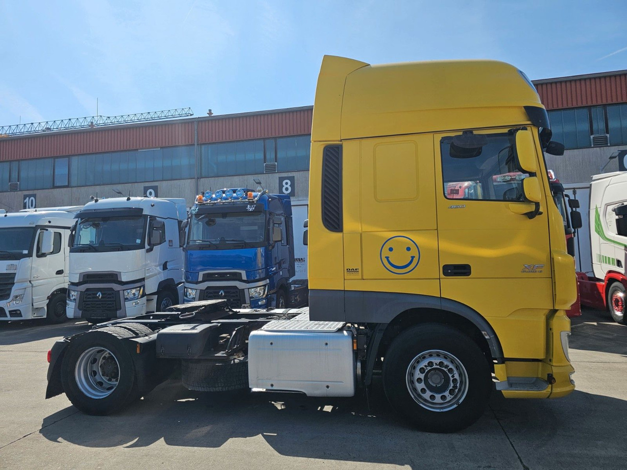 DAF XF 460 FT*STANDKLIMA/-HEIZUNG * RETARDER * TEMPO - Tractor unit: picture 4 DAF XF 460 FT*STANDKLIMA/-HEIZUNG * RETARDER * TEMPO - Tractor unit: picture 4