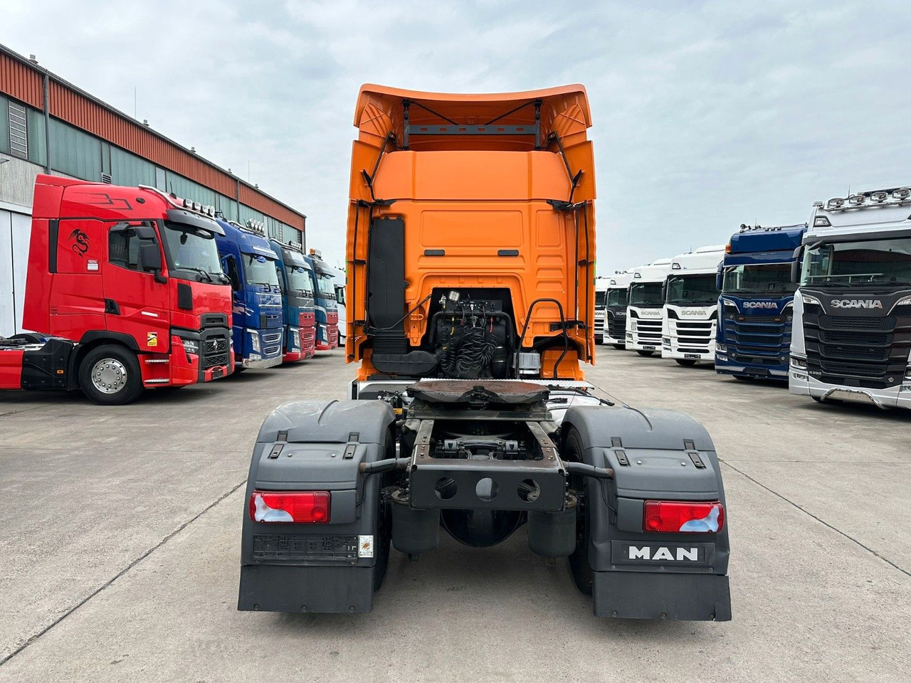 MAN TGS 18.400 * RETARDER * ACC * KLIMA * NAVI * - Tractor unit: picture 5 MAN TGS 18.400 * RETARDER * ACC * KLIMA * NAVI * - Tractor unit: picture 5